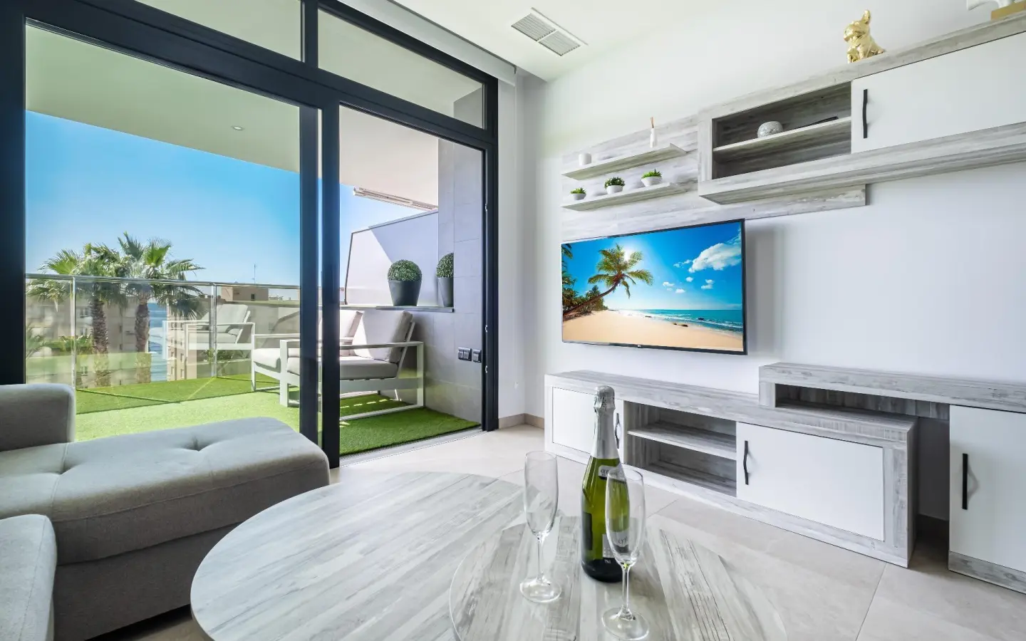 Apartment Of 134 M² In Benidorm, Spain