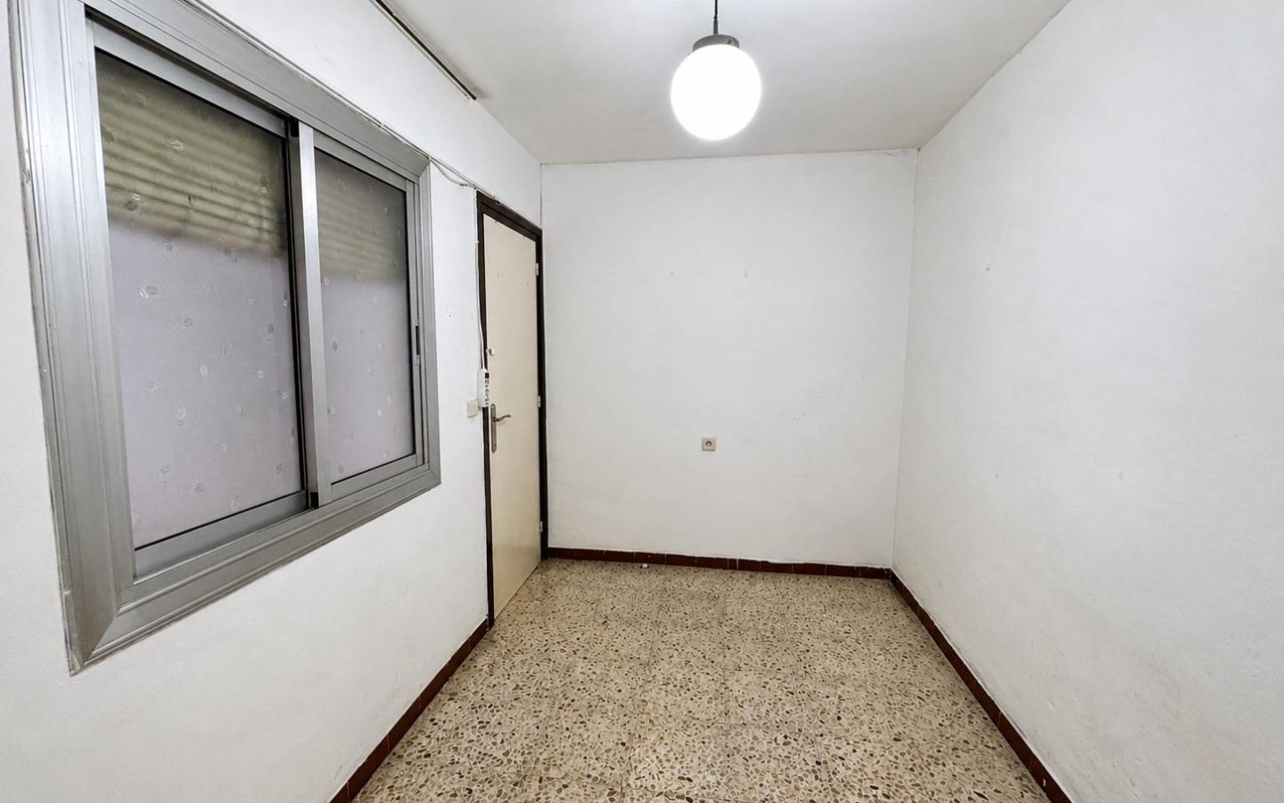 Apartment Of 70 M² In Montcada I Reixac, Spain