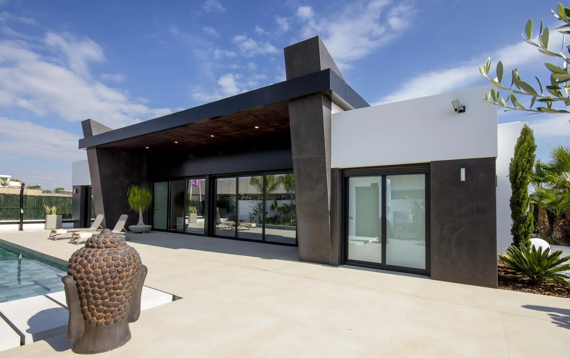 Villa Of 290 M² In Rojales, Spain