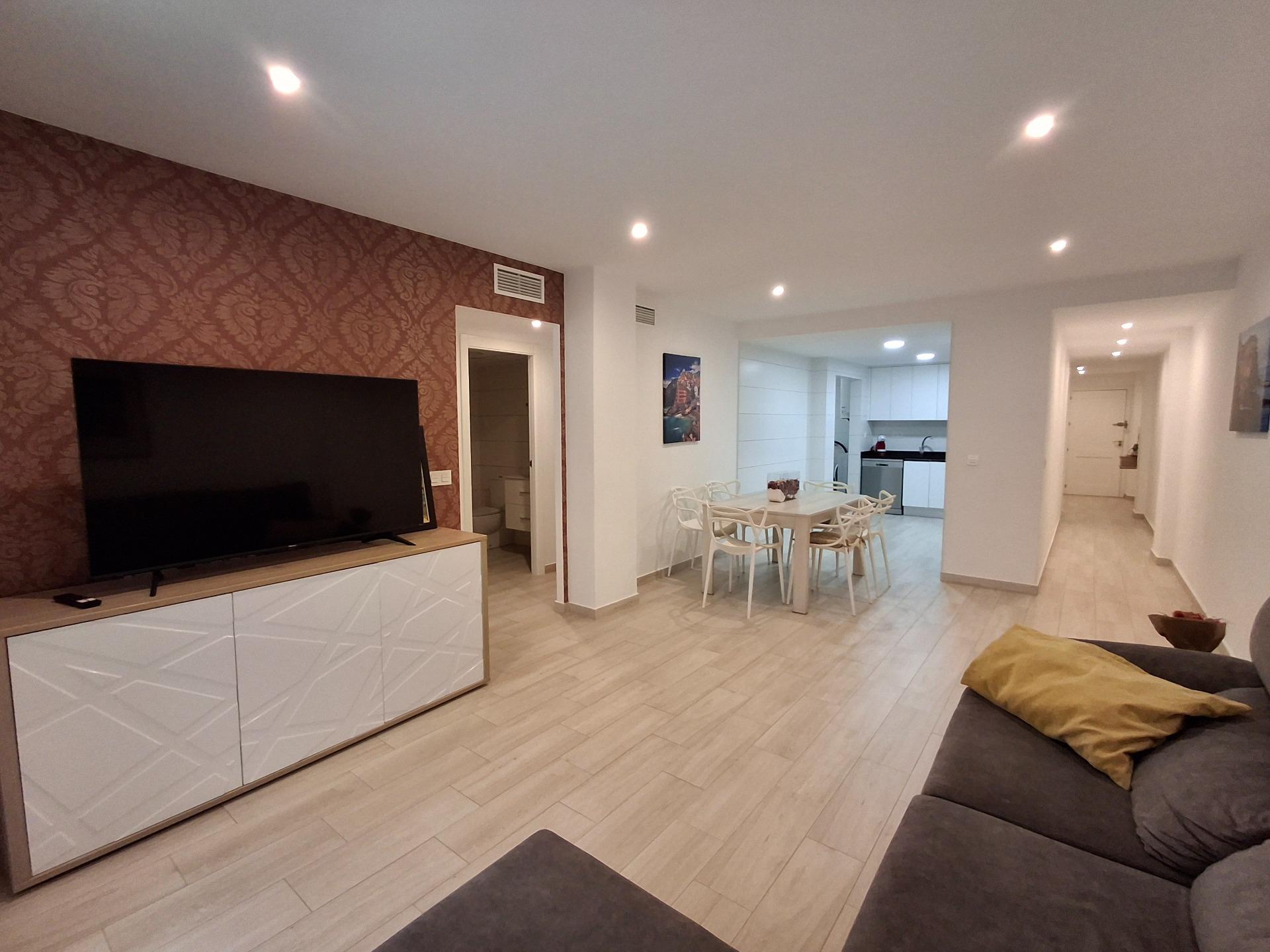Apartment Of 123 M² With Features In Torrevieja, Spain