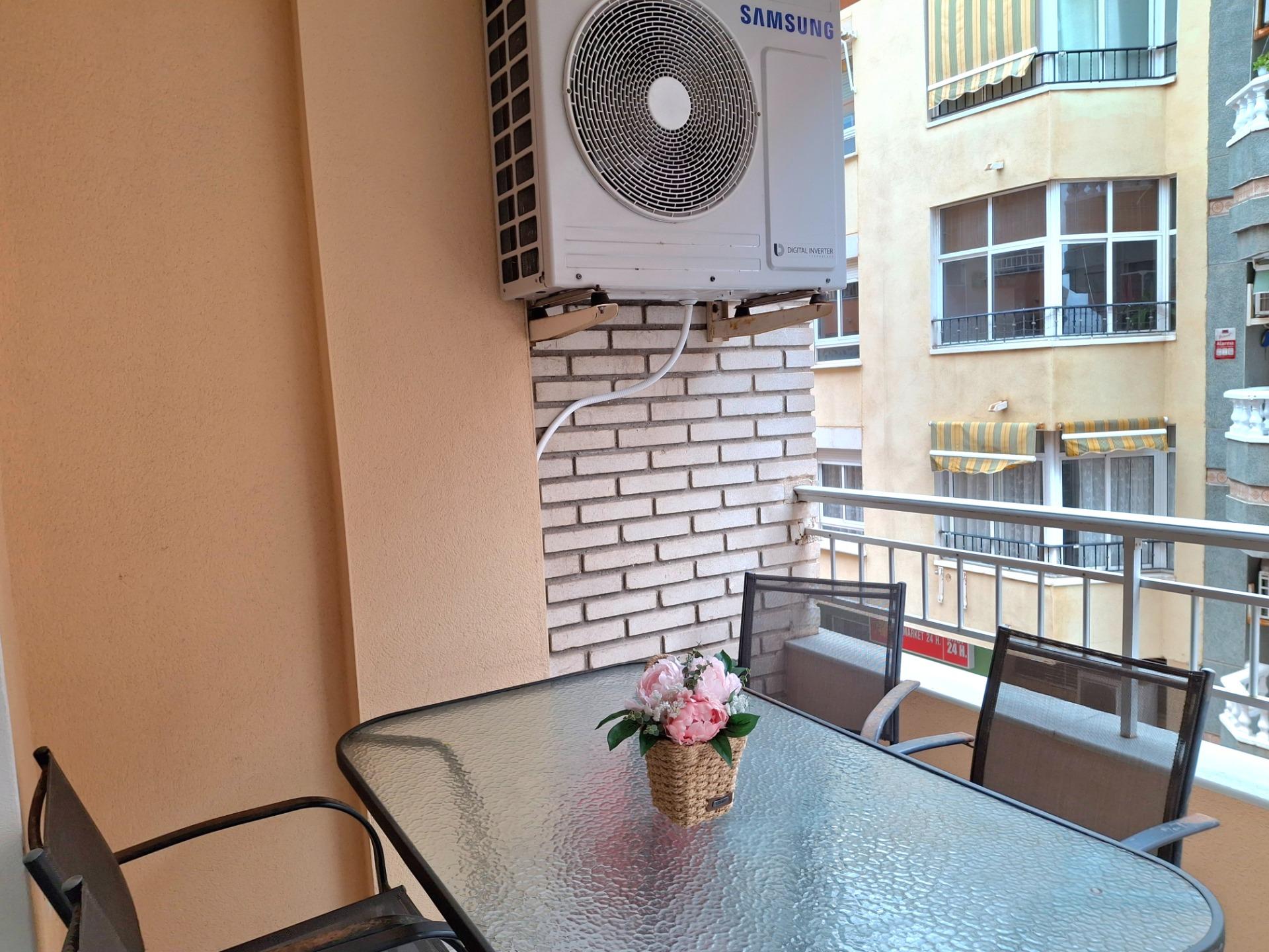 Apartment Of 123 M² With Features In Torrevieja, Spain