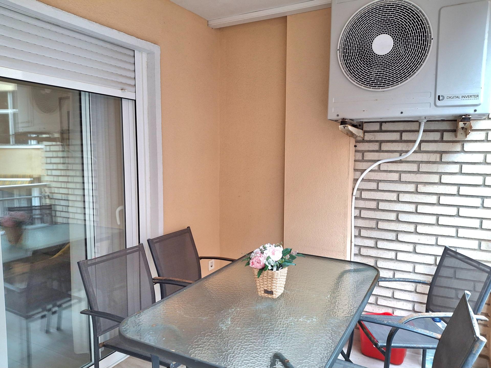 Apartment Of 123 M² With Features In Torrevieja, Spain