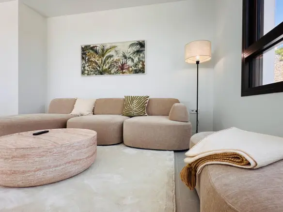 Apartment Of 130 M² In Finestrat, Spain