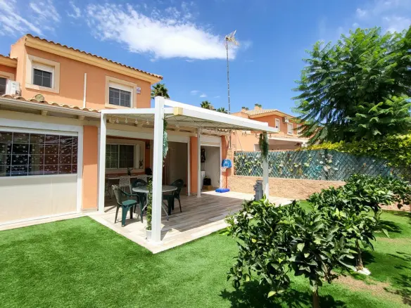 Terraced House Of 252 M² In San Juan, Alicante, Spain