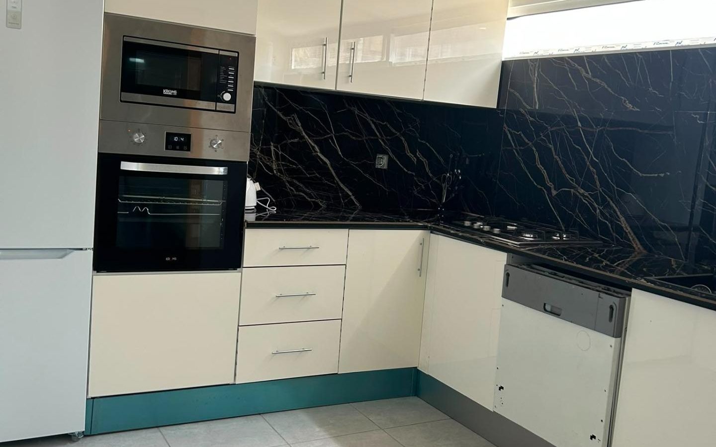 Apartment Of 78 M² In Alicante, Spain