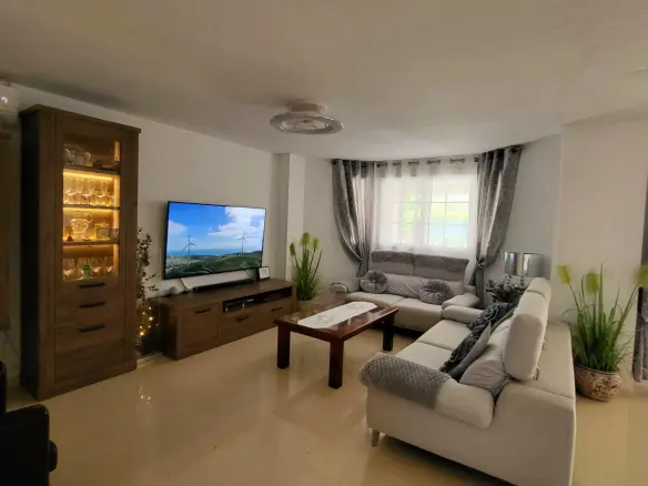 5-bedroom Terraced House In San Juan Alicante, Spain (252 M²)