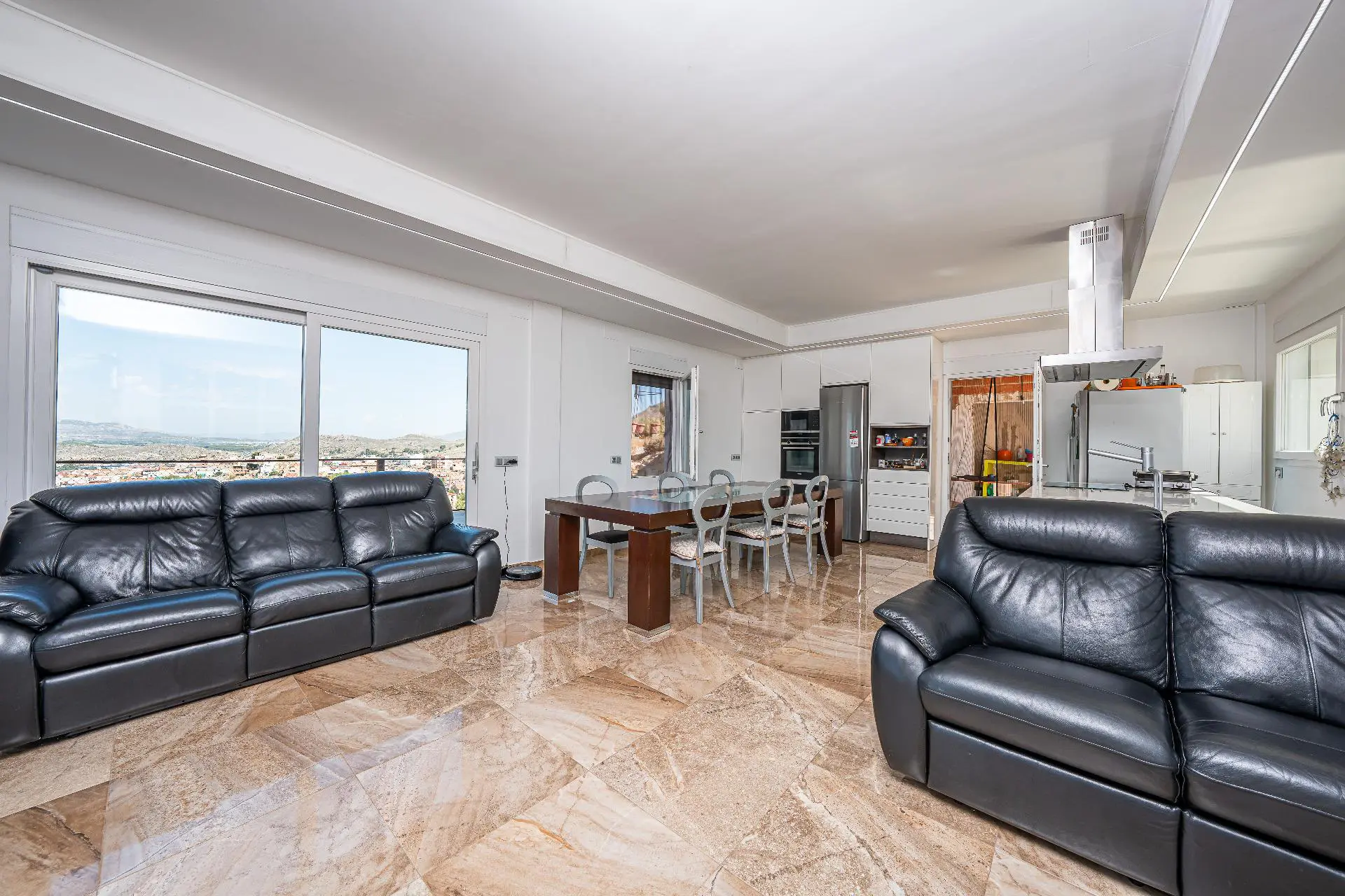 House Of 516 M² In Petrer, Spain