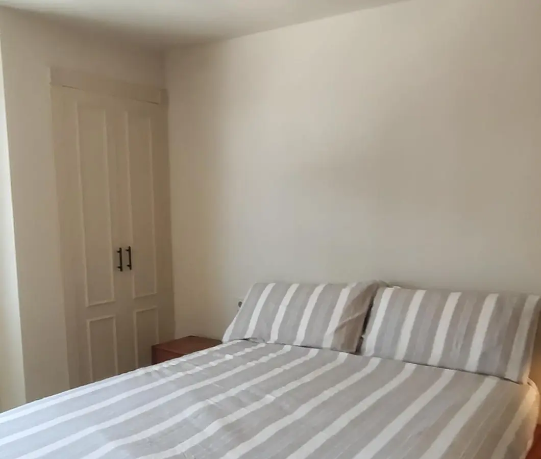 4-bedroom Flat In Santa Pola, Spain (170 M²)