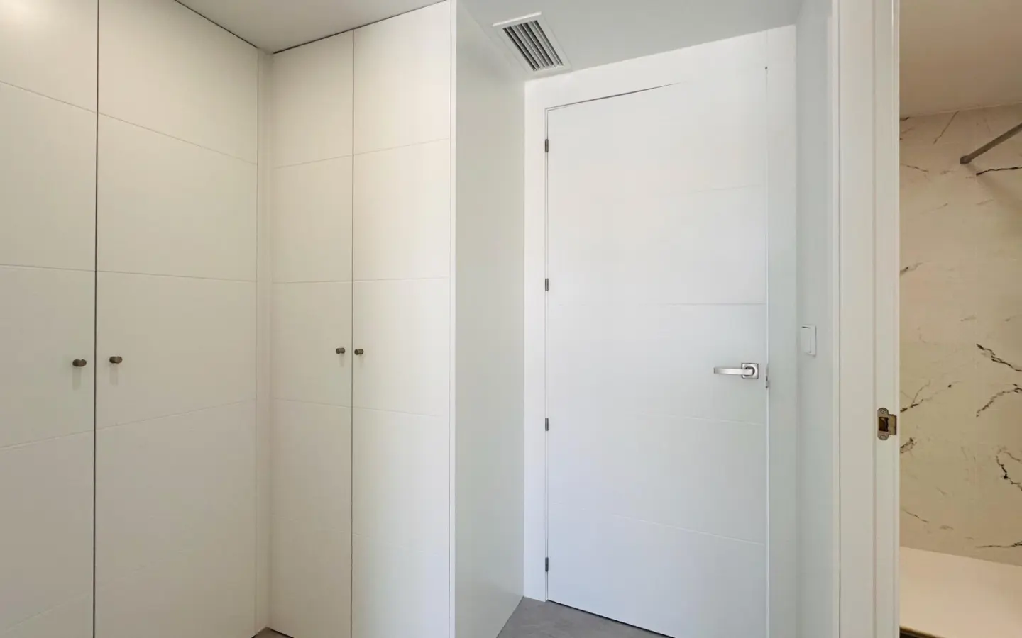 Apartment Of 130 M² In Finestrat, Spain