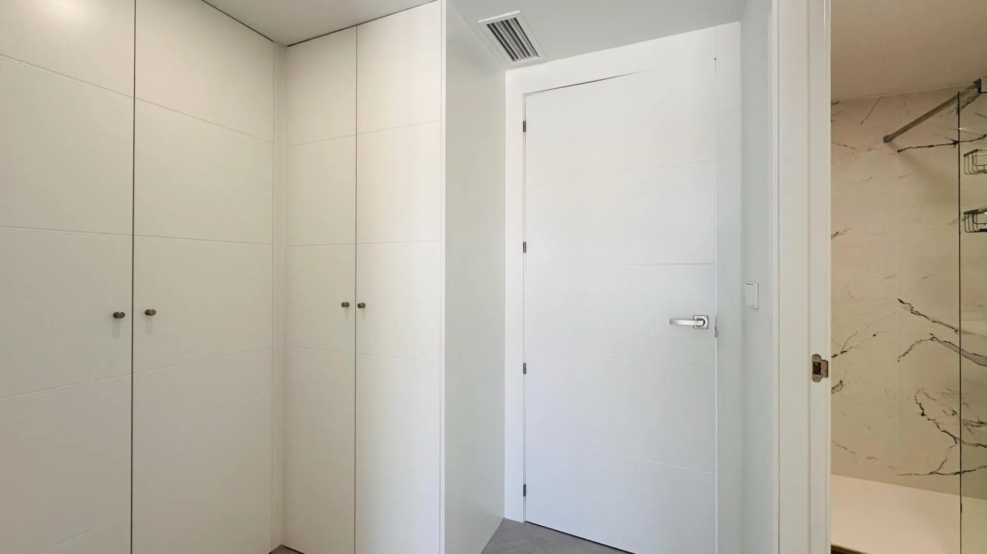 Apartment Of 130 M² In Finestrat, Spain