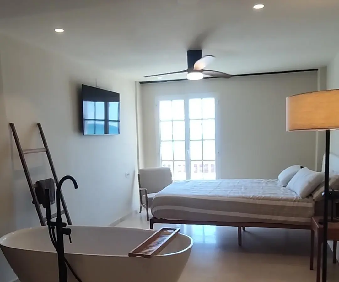 4-bedroom Flat In Santa Pola, Spain (170 M²)