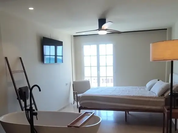 4-bedroom Flat In Santa Pola, Spain (170 M²)