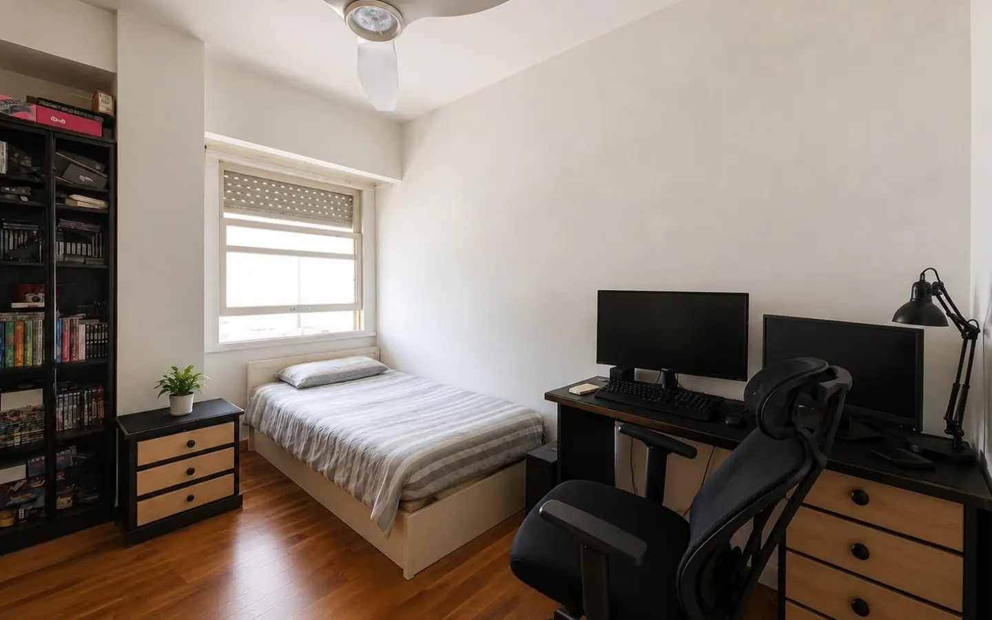 Apartment Of 87 M² In Alicante, Spain