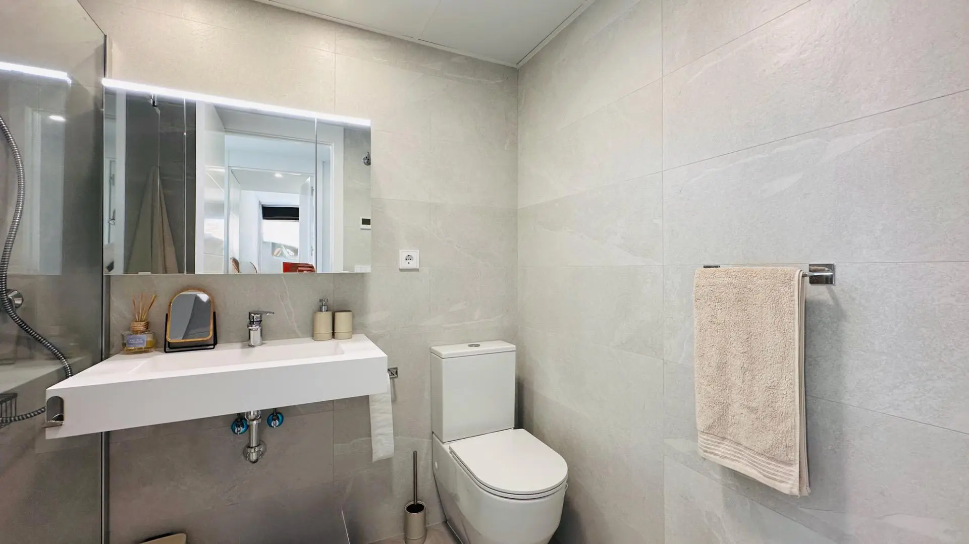 Apartment Of 130 M² In Finestrat, Spain