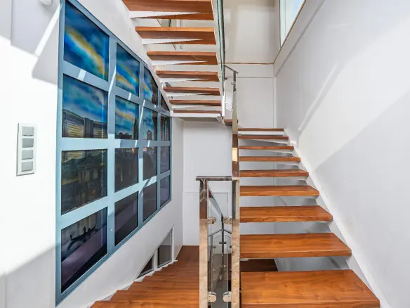 5-bedroom House In Petrer, Spain (516 M²)