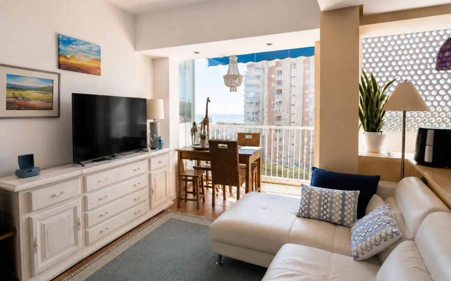 Apartment Of 87 M² In Alicante, Spain