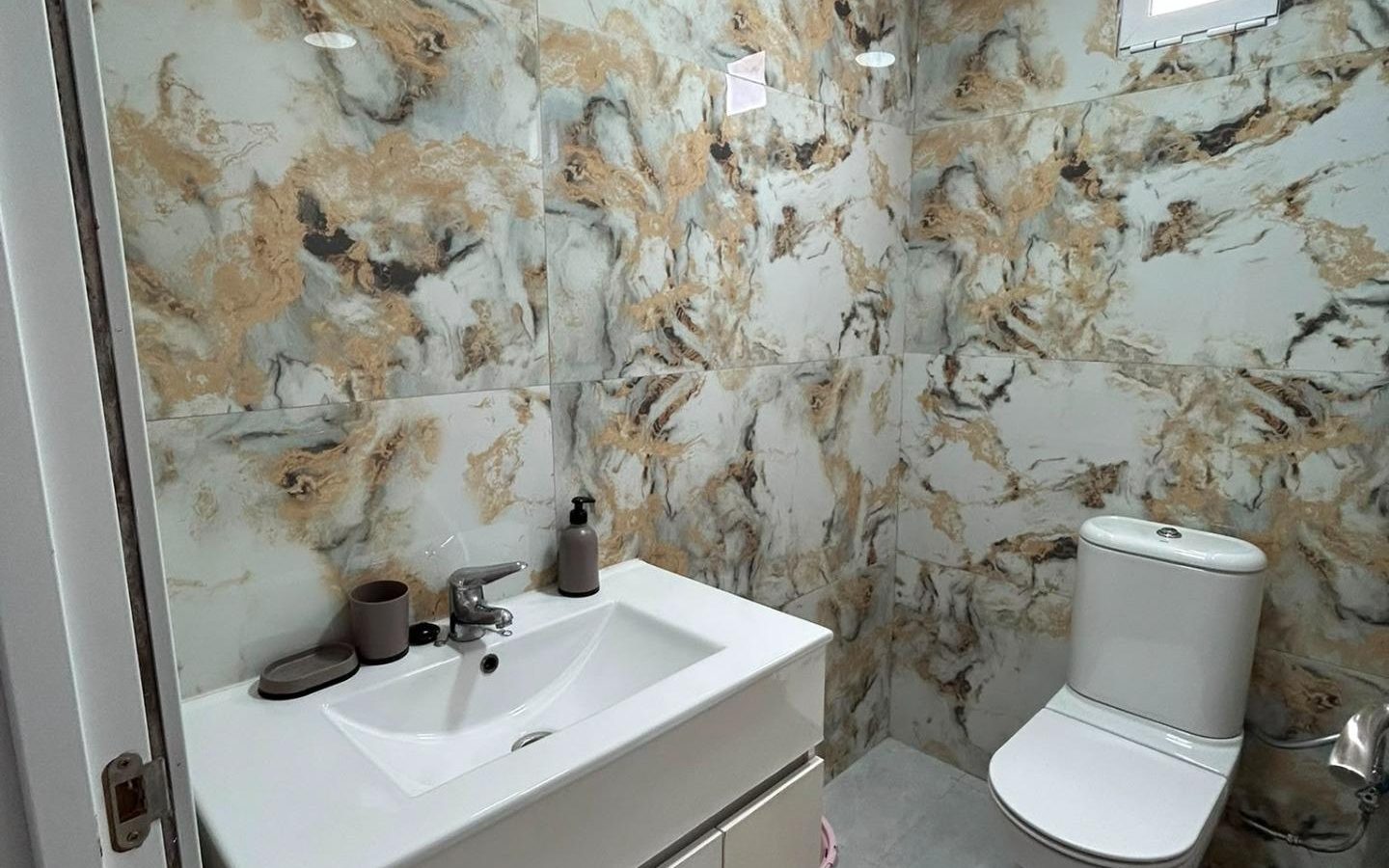 Apartment Of 78 M² In Alicante, Spain