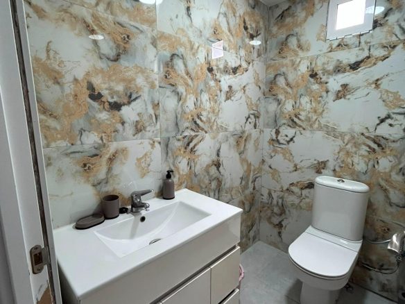 4-bedroom Apartment In Alicante, Spain (78 M²)