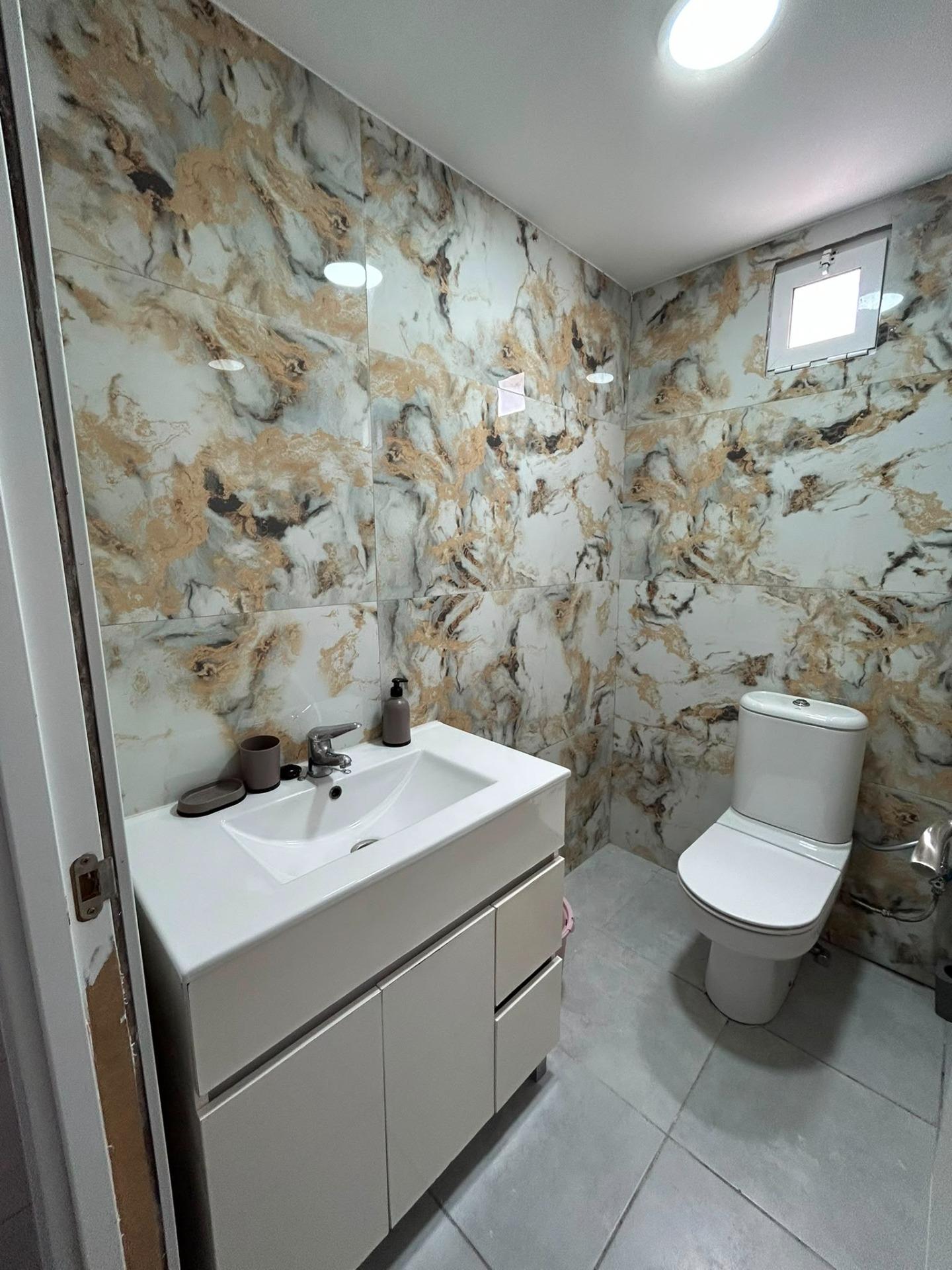 Apartment Of 78 M² In Alicante, Spain