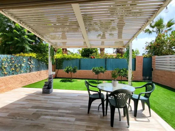 5-bedroom Terraced House In San Juan Alicante, Spain (252 M²)