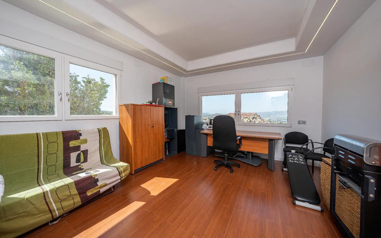 House Of 516 M² In Petrer, Spain