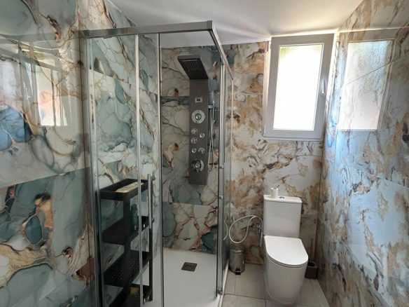 4-bedroom Apartment In Alicante, Spain (78 M²)