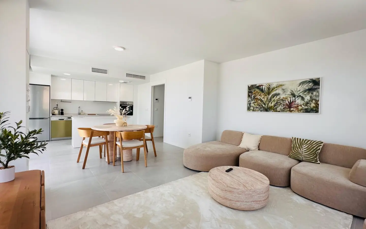 Apartment Of 130 M² In Finestrat, Spain