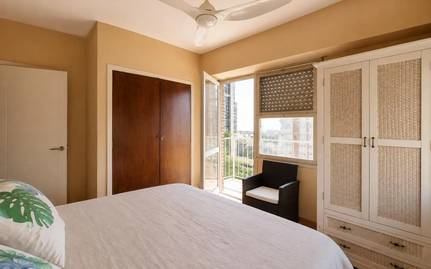 Apartment Of 87 M² In Alicante, Spain