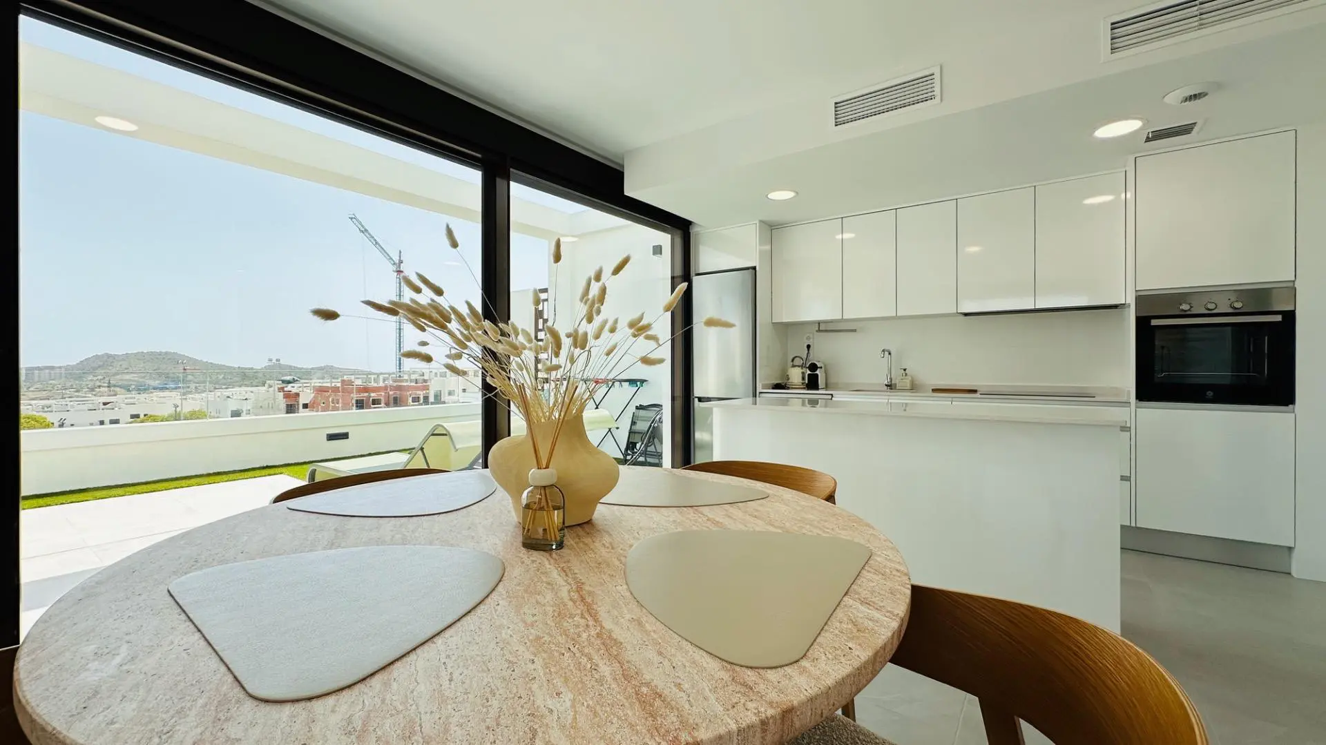 Apartment Of 130 M² In Finestrat, Spain