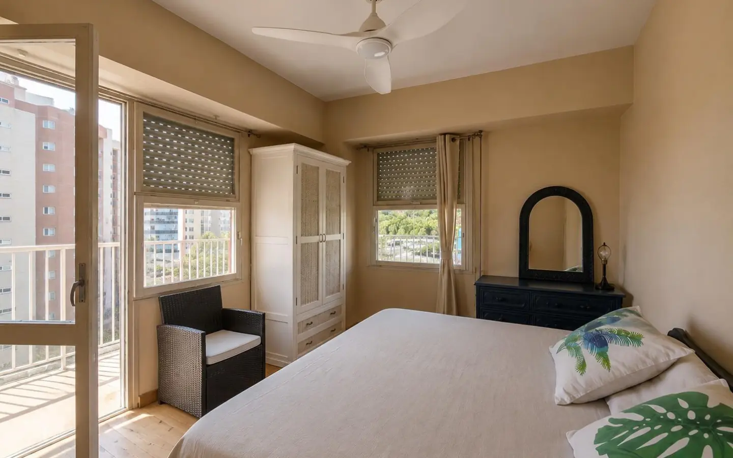 Apartment Of 87 M² In Alicante, Spain