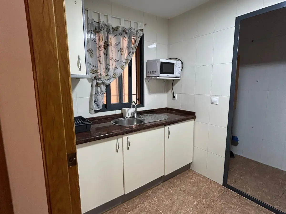 1-bedroom Apartment In Benidorm, Spain (75 M²)