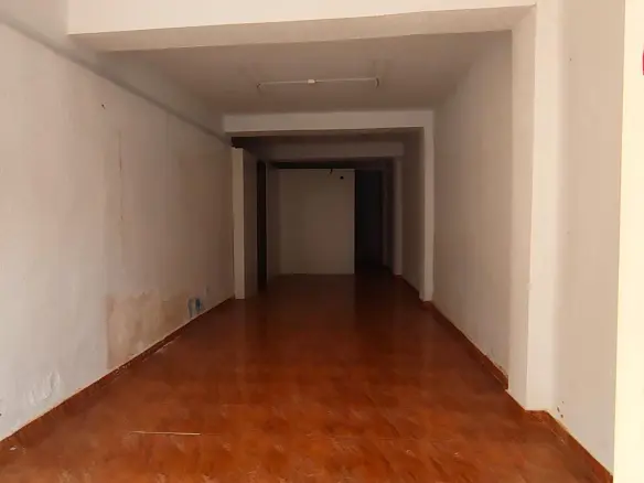 Commercial Unit In Elche, Spain (90 M²)
