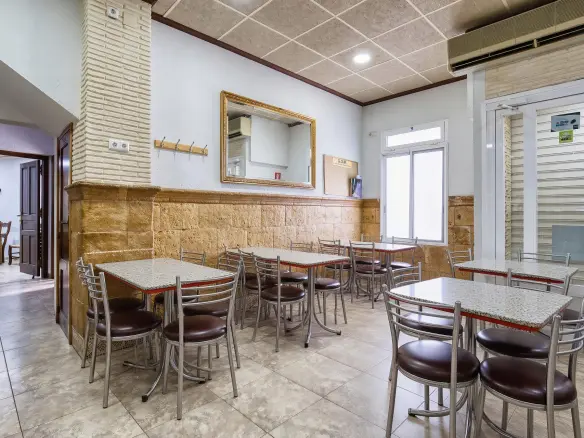 5-bedroom Business In Orihuela, Spain (240 M²)