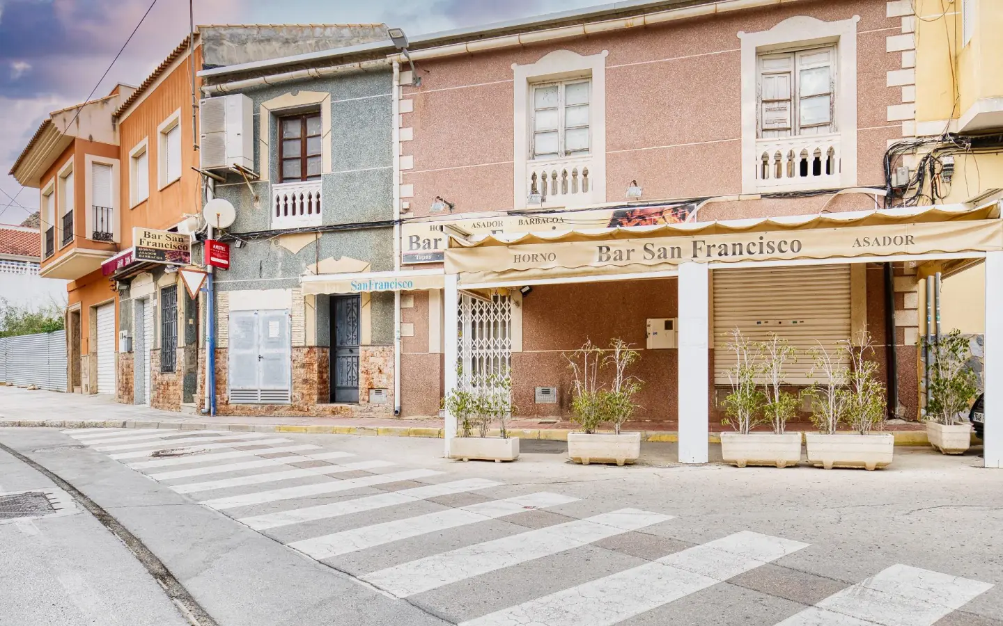 Business Of 240 M² In Orihuela, Spain