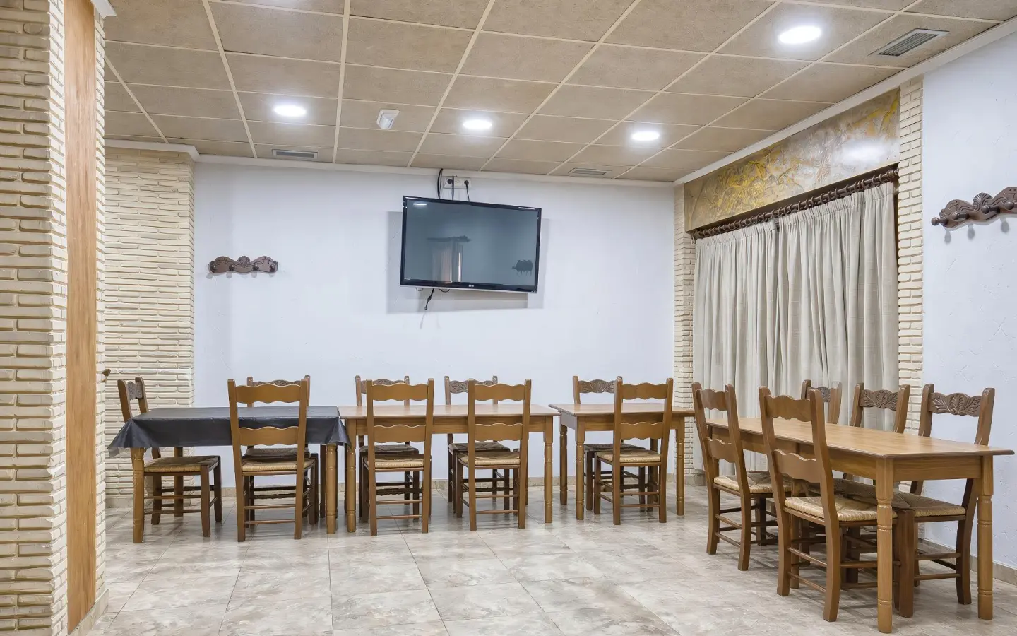 Business Of 240 M² In Orihuela, Spain