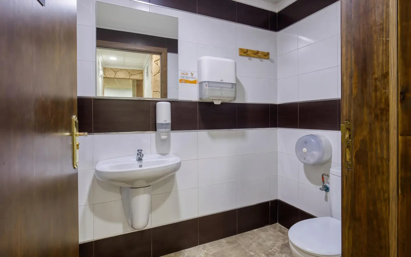 Business Of 240 M² In Orihuela, Spain