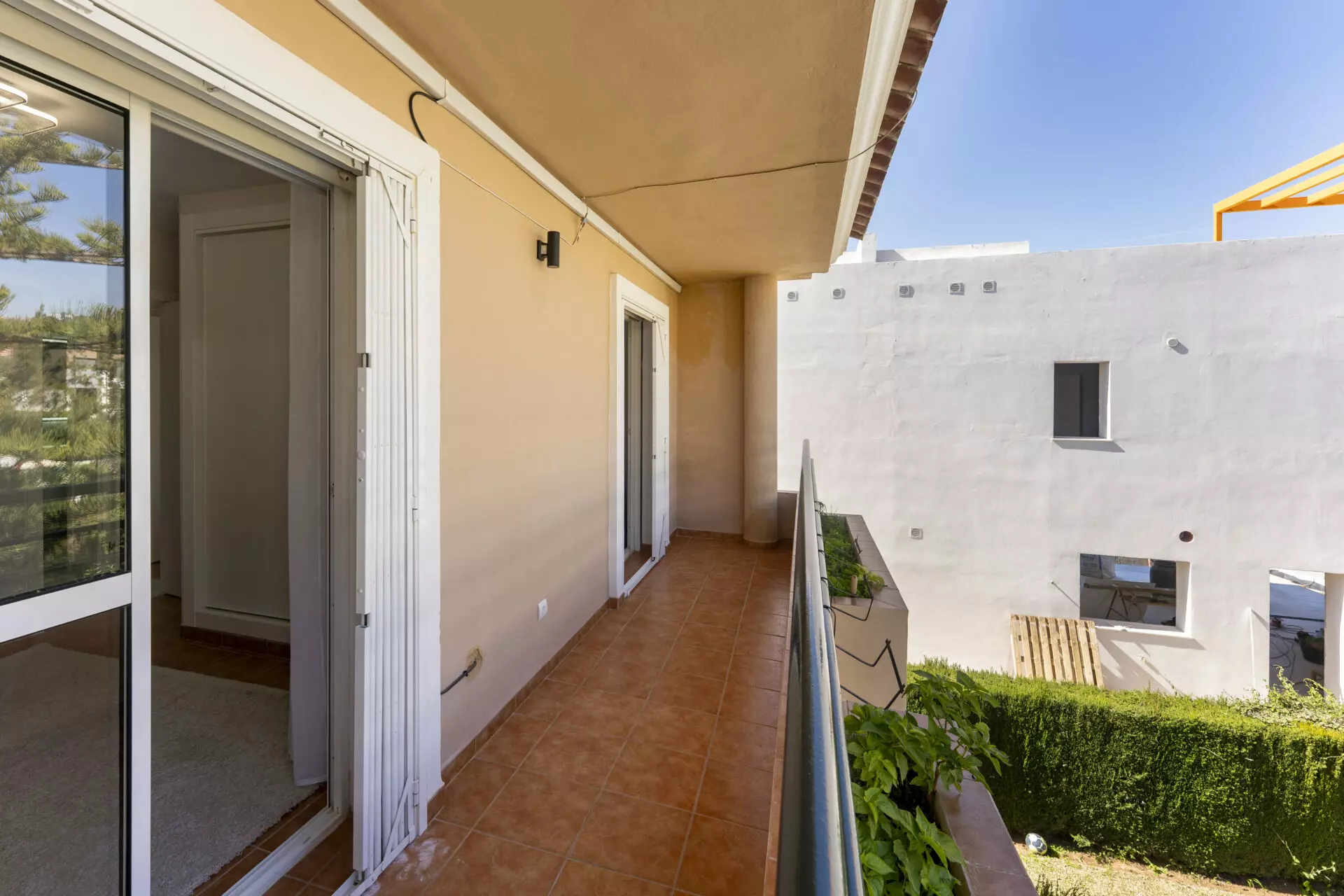 DSC03605 Chalet Of 100 M² With A Garden In Artola Alta-cabopino-elviria, Marbella, Málaga