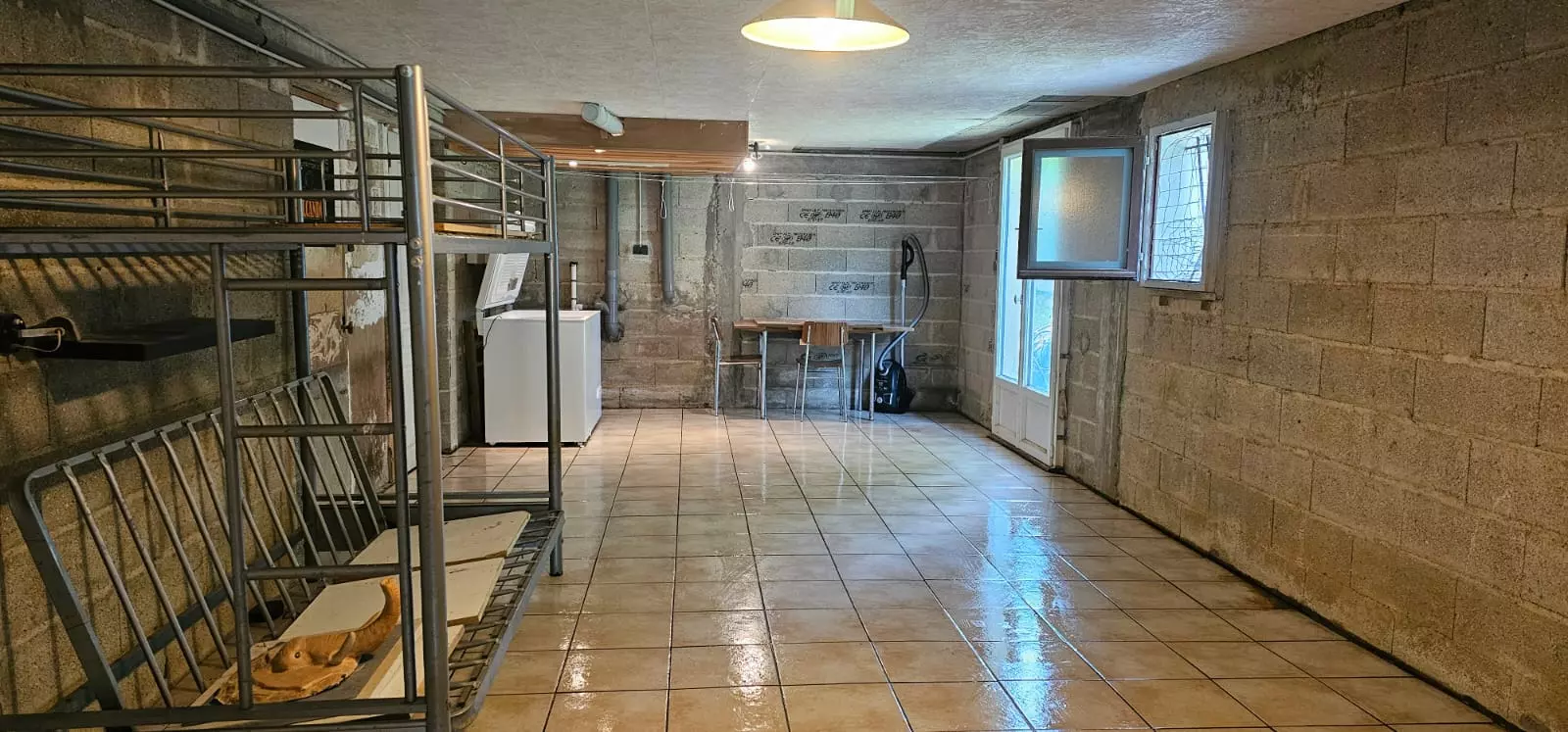 House Of 1250 M² With No Overlooking Neighbors In Dordogne