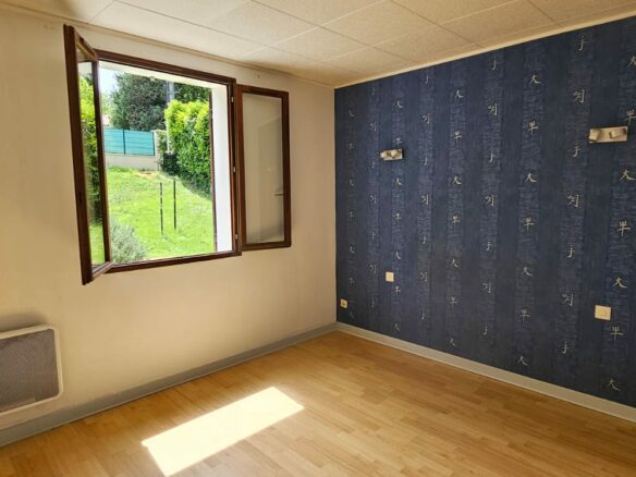 House Of 1250 M² With No Overlooking Neighbors In Dordogne