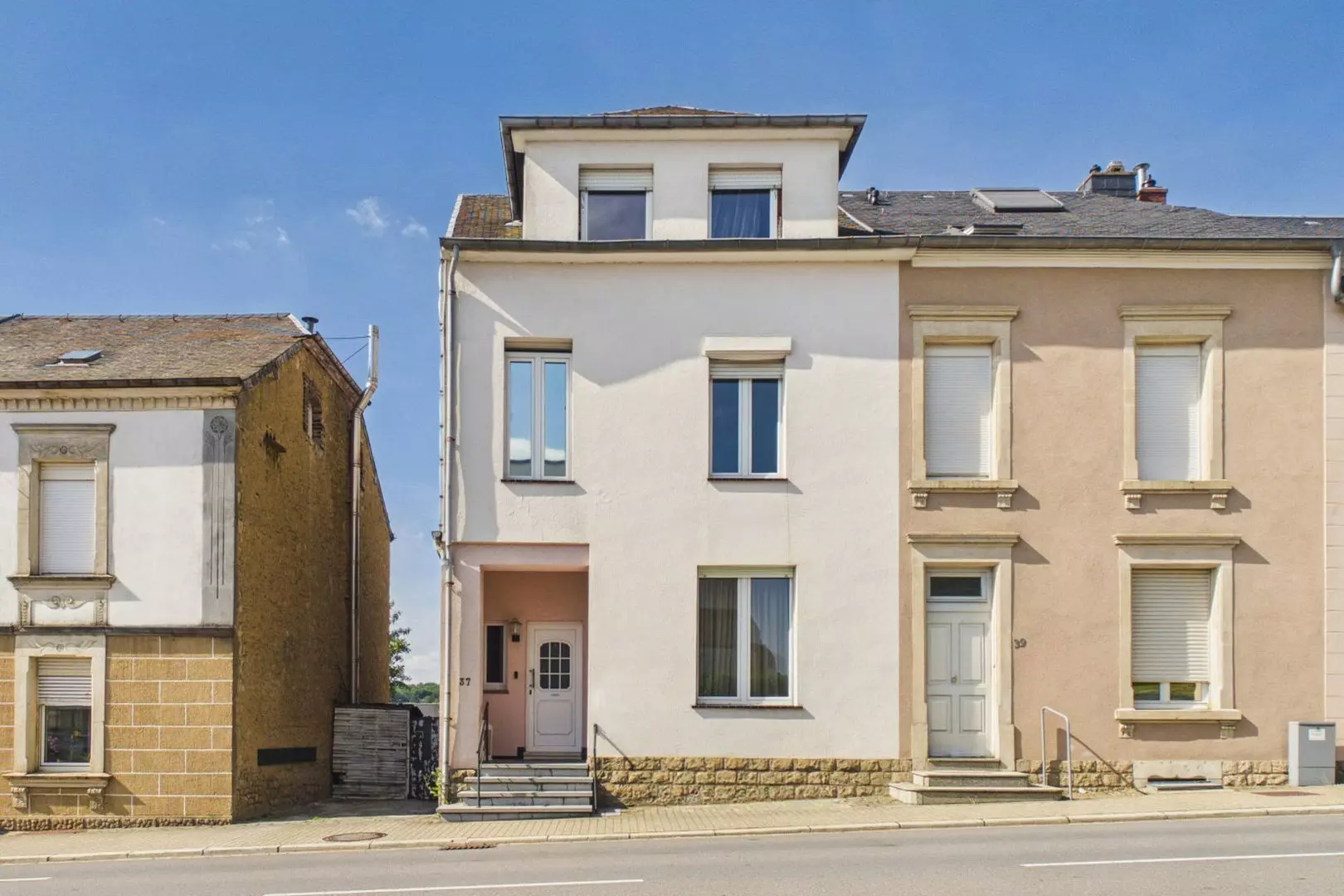 Charming House Semi Detached For Sale