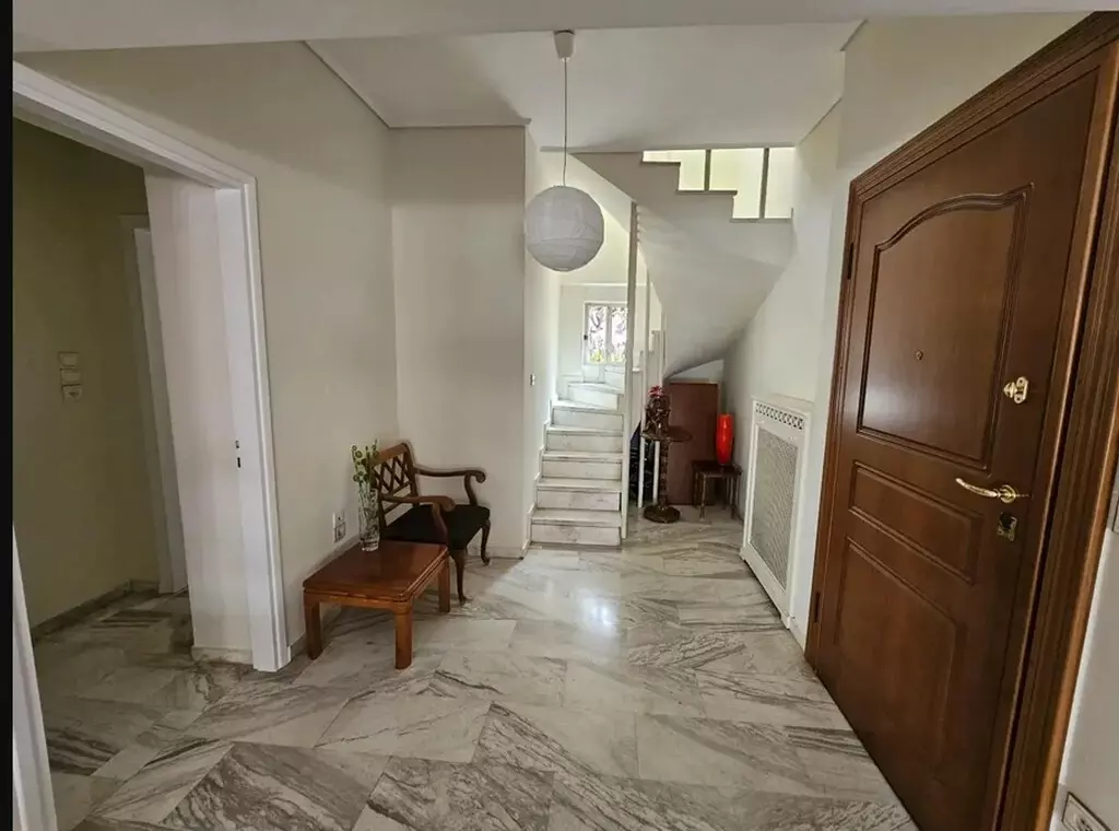 3-bedroom Flat In Nea Smyrni, Greece (160 M²)