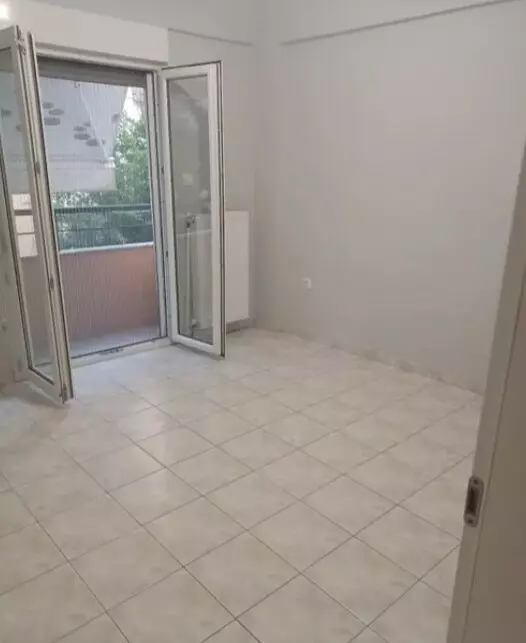 3-bedroom Flat In Stavroupoli, Greece (111 M²)