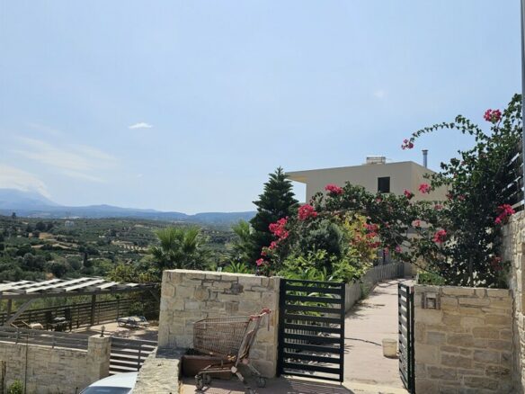 Detached House Of 220 M² In Crete