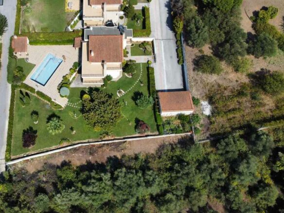 4-bedroom Detached House In Mikra, Greece (245 M²)