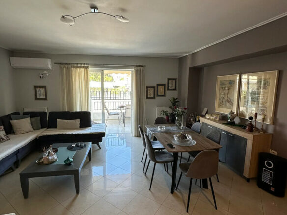 3-bedroom Flat In Neos Kosmos, Greece (96 M²)