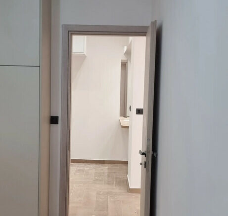 2-bedroom Flat In Kipseli, Greece (78 M²)