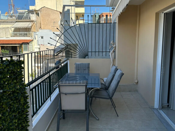 3-bedroom Flat In Neos Kosmos, Greece (96 M²)