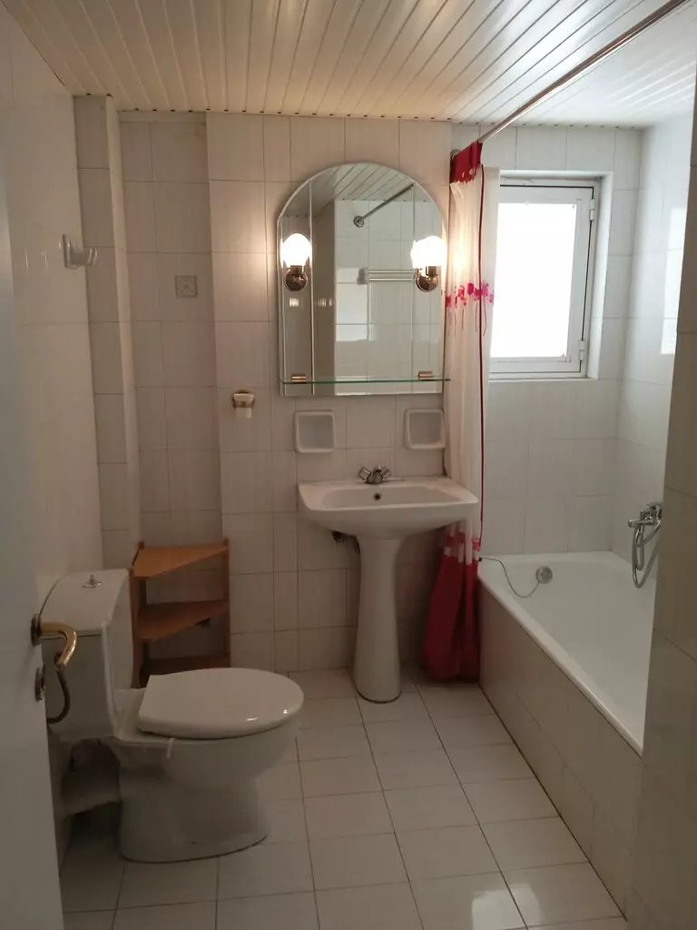 3-bedroom Flat In Nea Smyrni, Greece (160 M²)