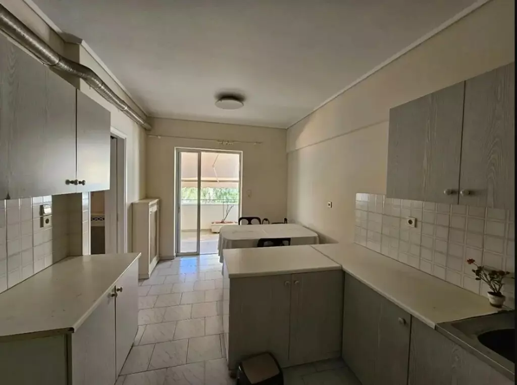 3-bedroom Flat In Nea Smyrni, Greece (160 M²)