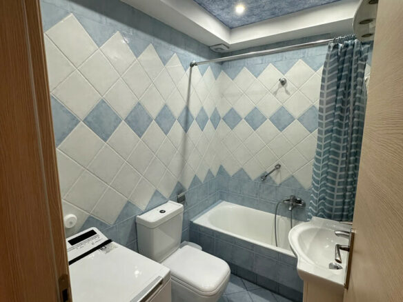 3-bedroom Flat In Neos Kosmos, Greece (96 M²)